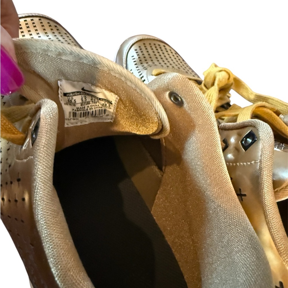 Kobe 10 EXE “Liquid Gold” Metallic Sneakers - Picture 6 of 11